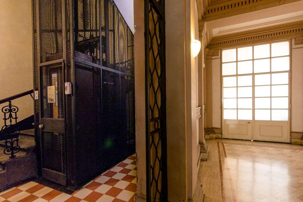 Cesar Palace Guesthouse Ρώμη Ανέσεις φωτογραφία